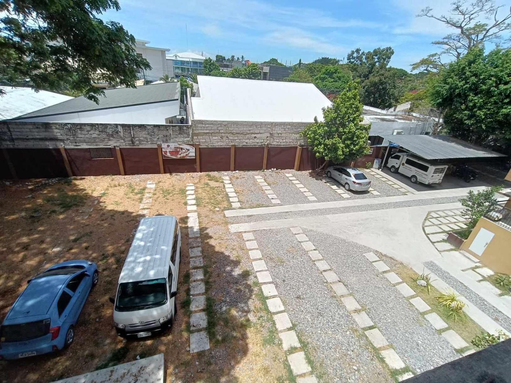 Claytown Pension House 杜马格特 外观 照片