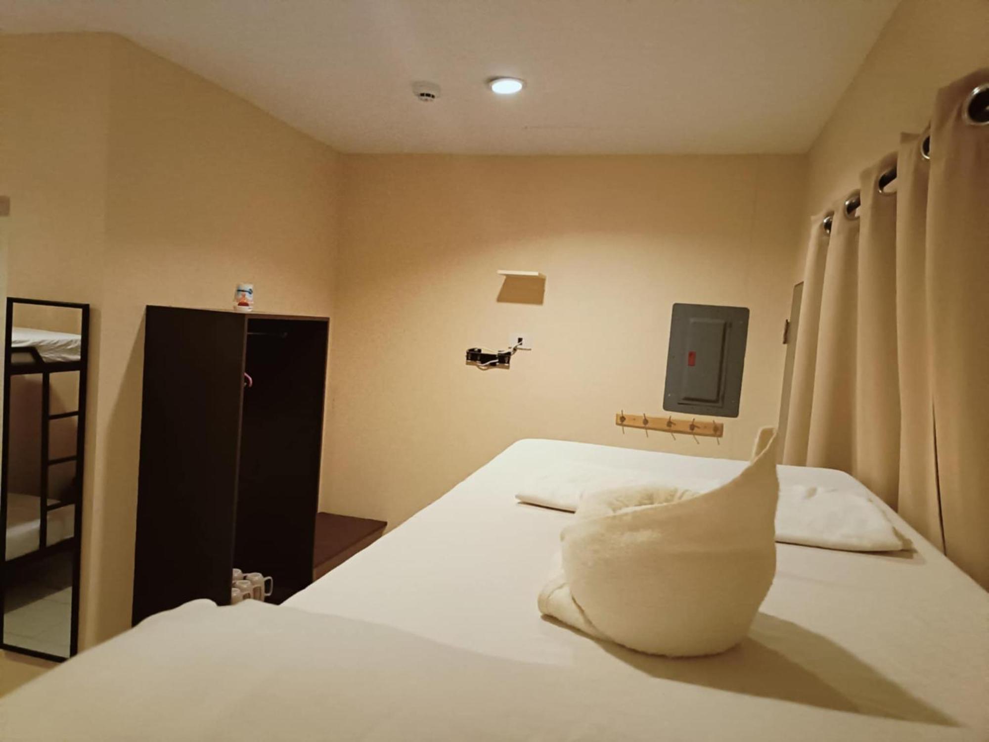 Claytown Pension House 杜马格特 外观 照片